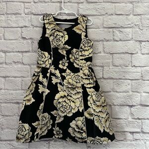 place Girls Sleeveless Black And Gold Metallic